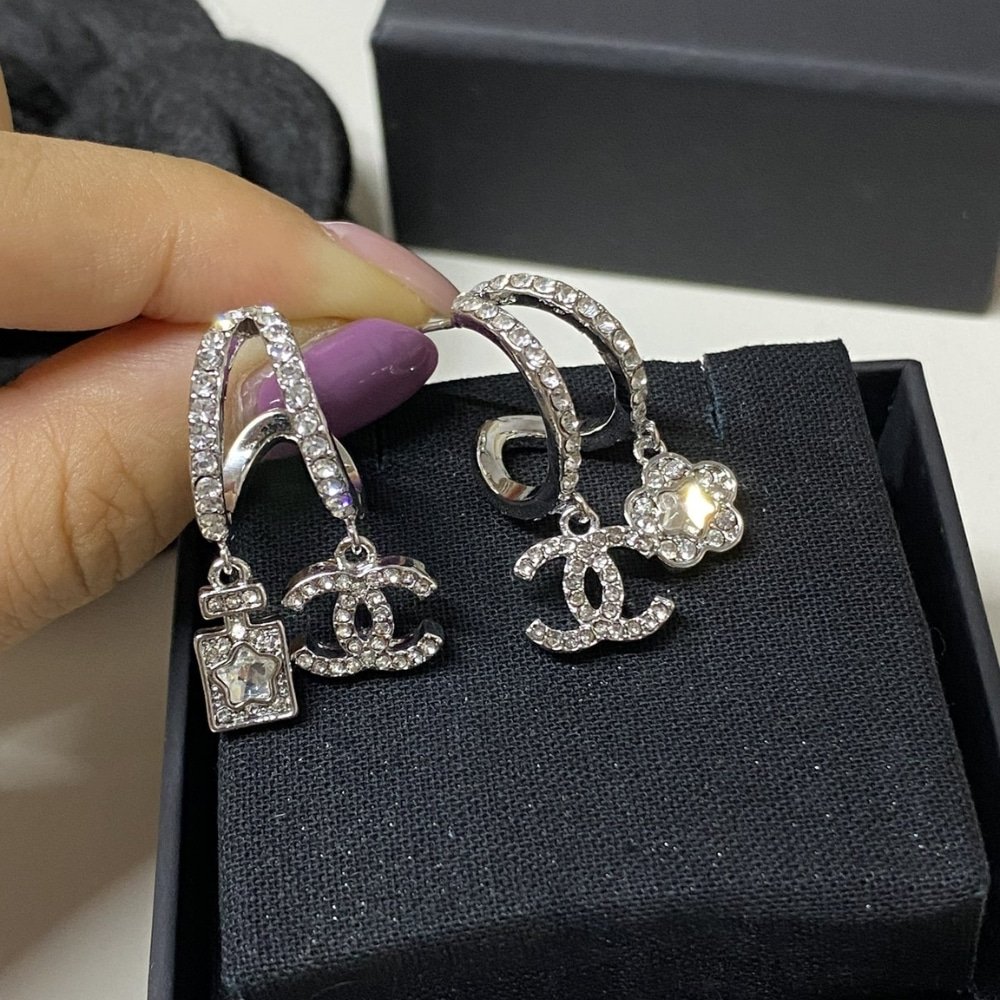 Ch**el Pendant Earrings Metal And Diamantés In Silver Abf199 B19948 Nafvp