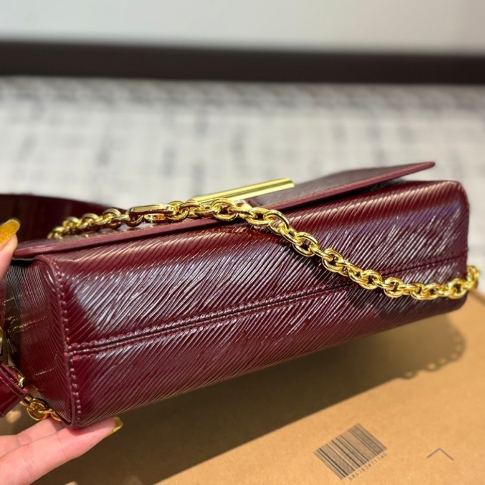 L0vis Vvtt0n Twist West Bag Epi Bordeaux 23Cm M24603