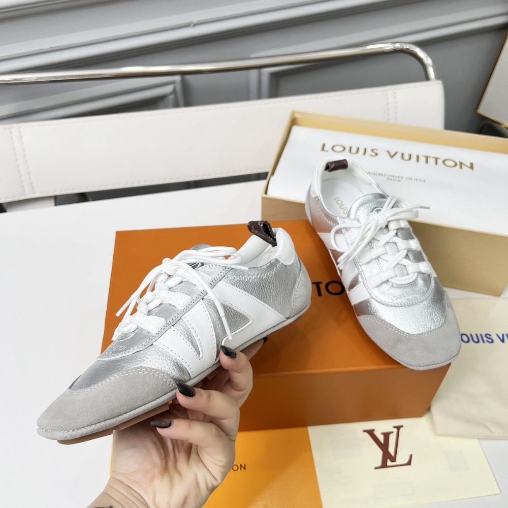 L0vis Vvtt0n Lv Sneakerina Silver 1Ahojd