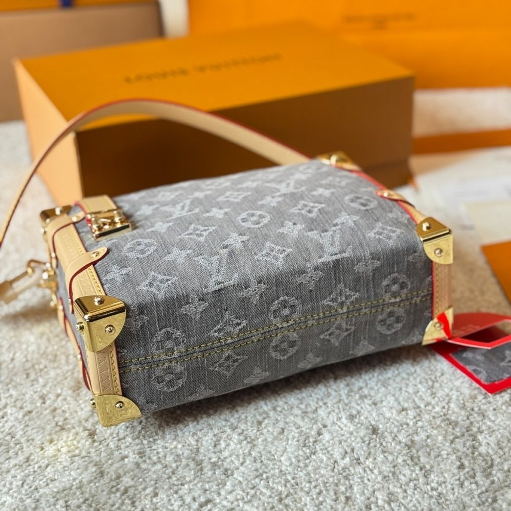 L0vis Vvtt0n Side Trunk MM Bag Denim Grey 23Cm M13285