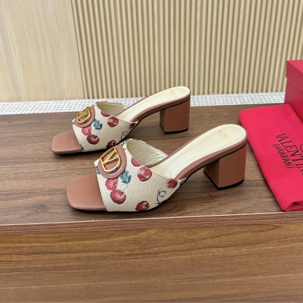 Va1e*ntin0 Vlogo Signature Cherryfic Slide Sandal Natural 6W0S0Mh7Nnx 32H
