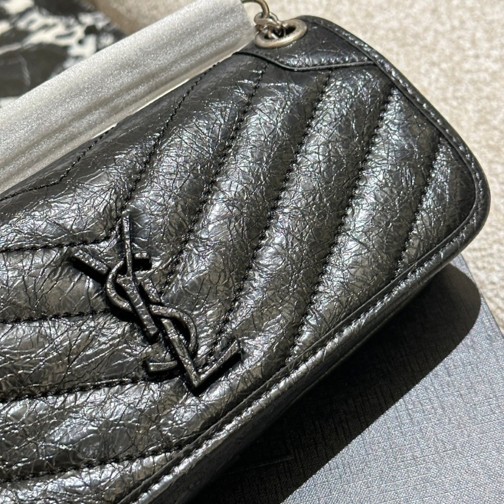 Sa1nt Lau*nt Mini Matelasse Monogram Niki Bag Black 26Cm