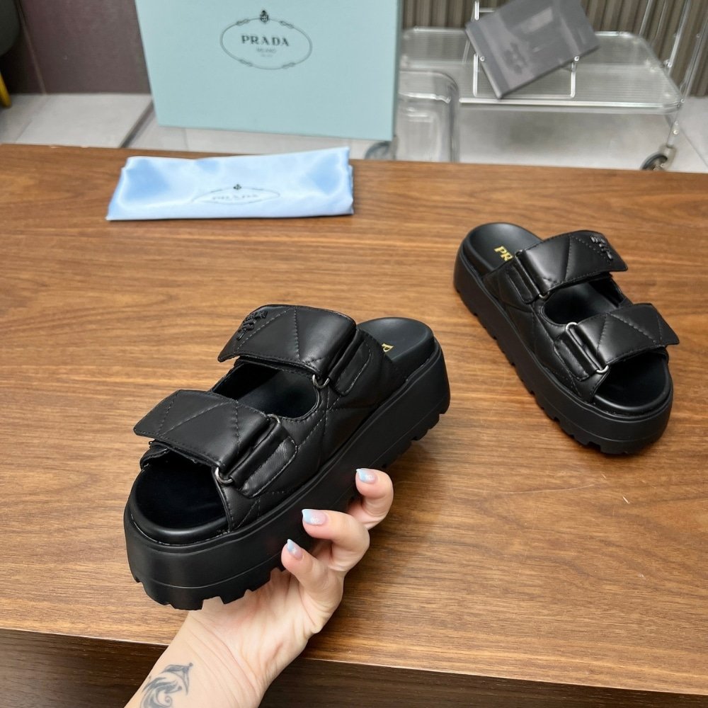 Pra*a Quilted Leather Platform Sandals Black