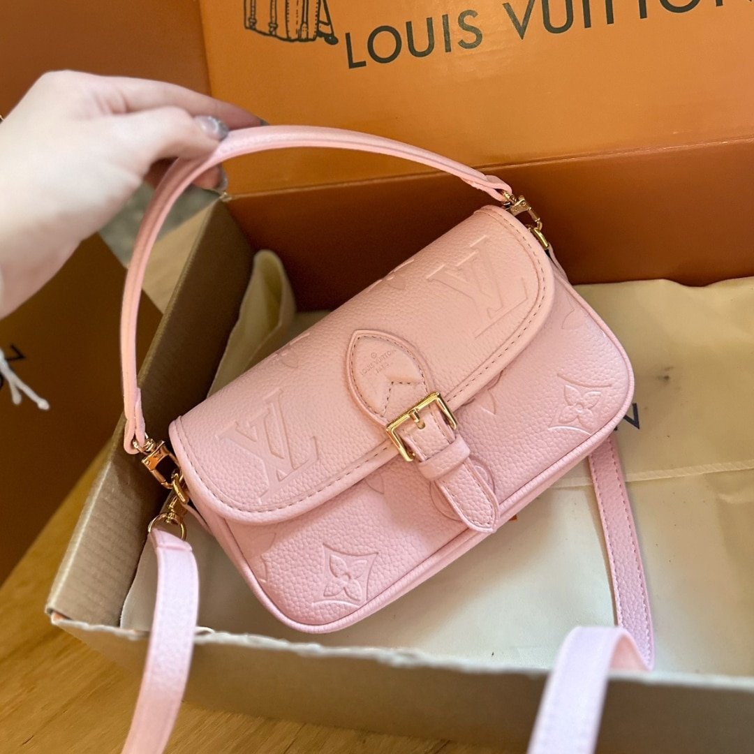 L0vis Vvtt0n Nano Diane Monogram Empreinte Leather Pink Opale 20Cm M83566