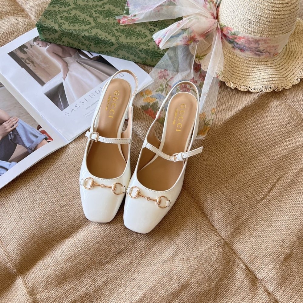 Gvc*1 Women’s Horsebit Pump White Leather