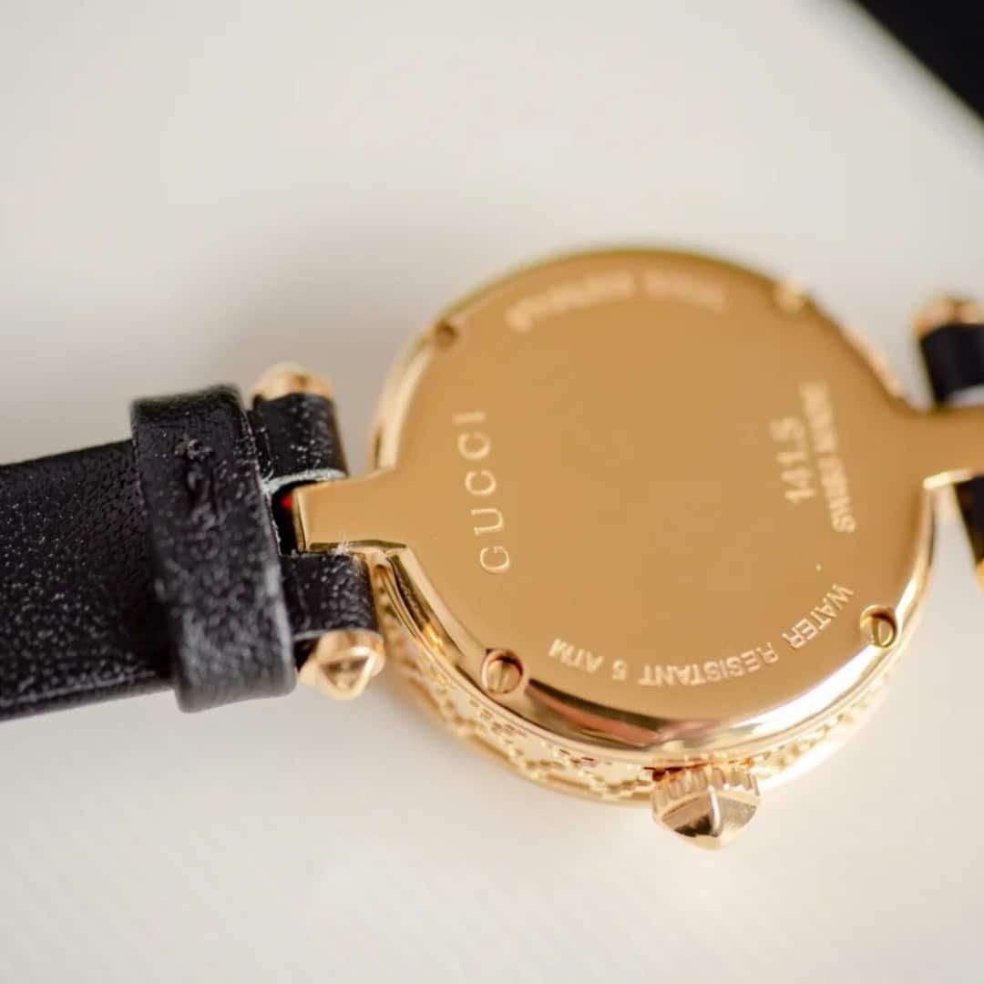 Gvc*1 Diamantissima Steel Watch With Black Leather Strap 27Mm Ya141505