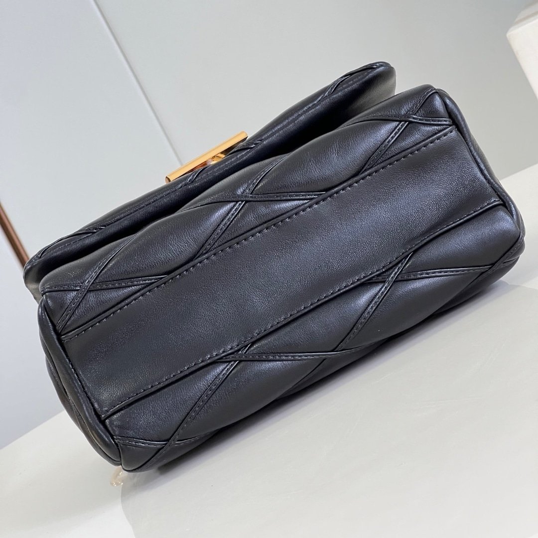 L0vis Vvtt0n Go 14 Mm Bag Black 23Cm M22891