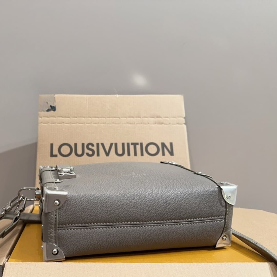 L0vis Vvtt0n Side Trunk Mm Grained Taupe Grey 23Cm M25072