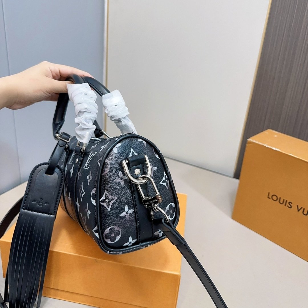L0vis Vvtt0n Keepall Bandoulière 25 Monogram Black 25Cm M11595