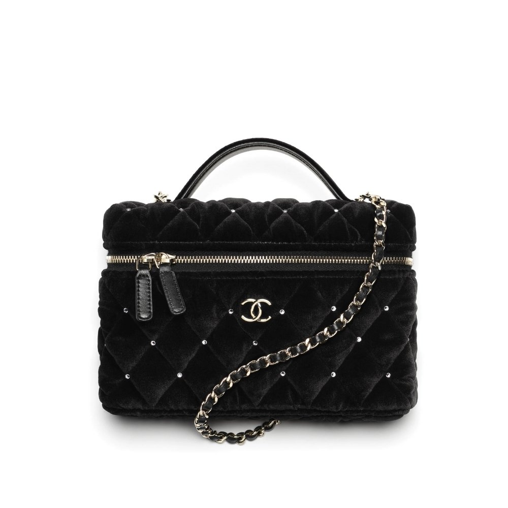 Ch**el Vanity With Chain Velvet Diamante And Gold Tone Metal Black 19Cm Ap4860 B17652 94305