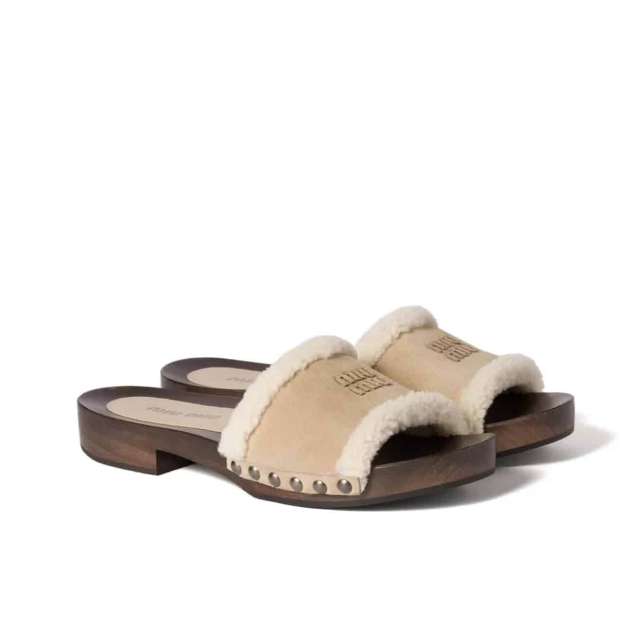 M1um1u Suede Clogs Desert Beige 5Z505E Z0G F0F24 F Zf30