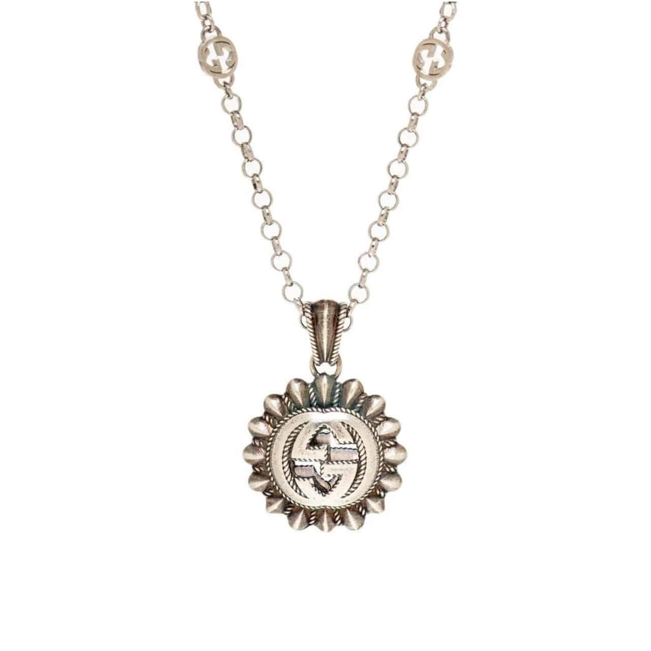 Gvc*1 Interlocking G Logo Embellished Pendant Station Necklace Gold Tone
