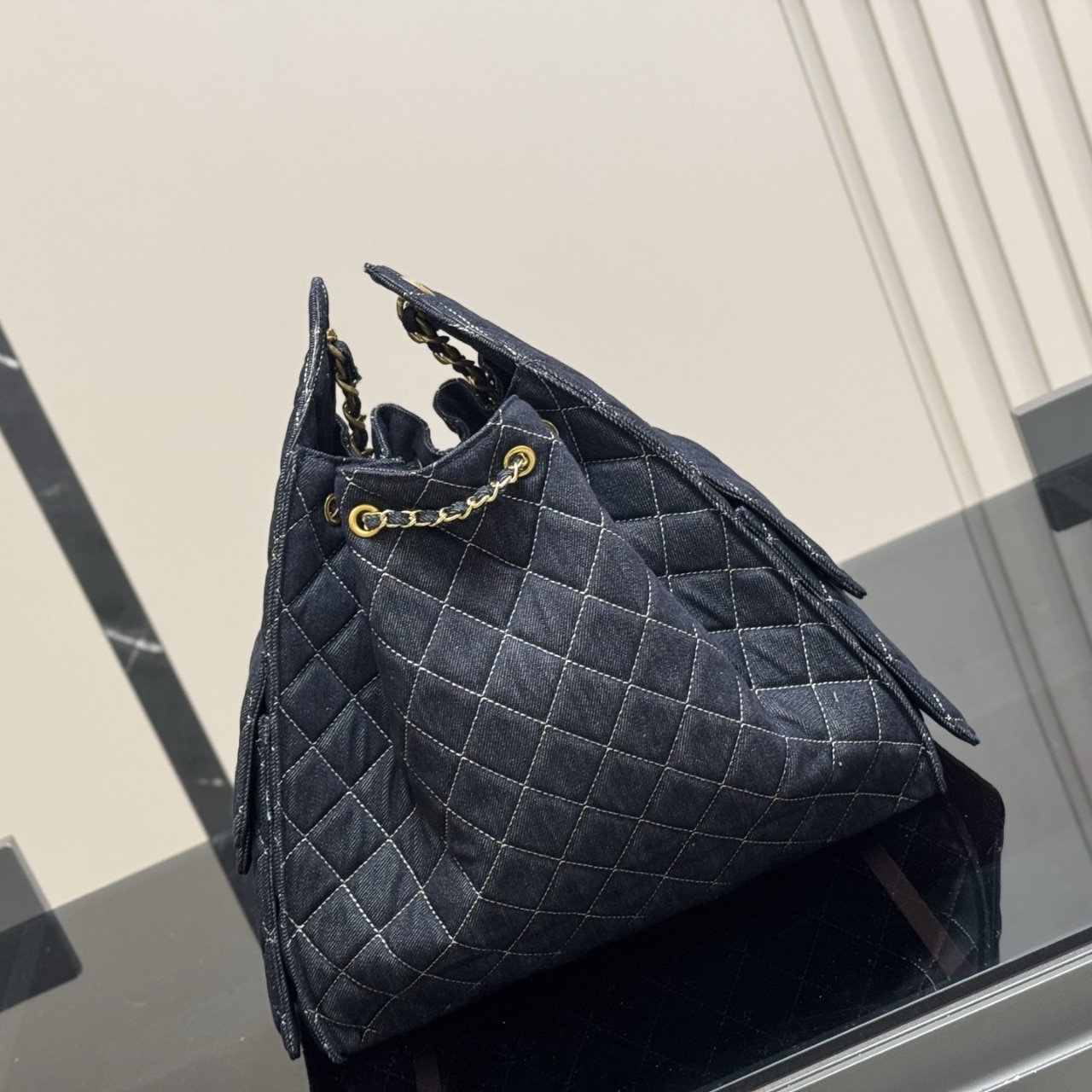 Ch**el 25 Medium Handbag Washed Denim Dark Blue 34Cm