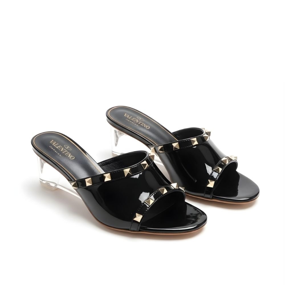 Va1e*ntin0 Garavani Rockstud Skin Heeled Sandals Black
