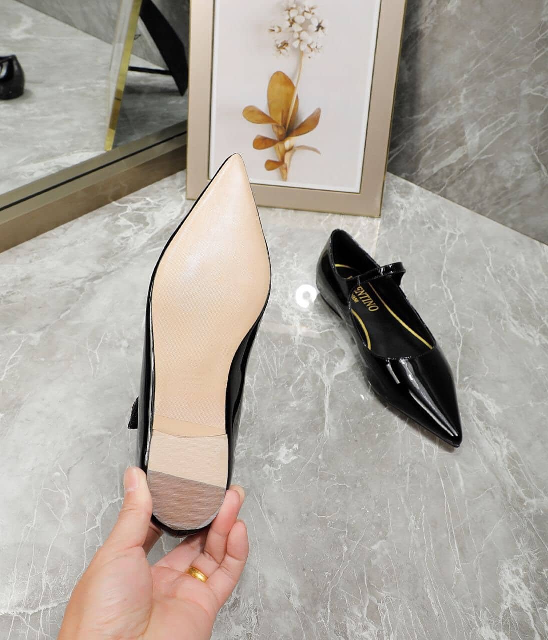 Va1e*ntin0 Garavani Tiptoe Patent Leather Ballet Flats Black 2W2S0Gc3Eru0No