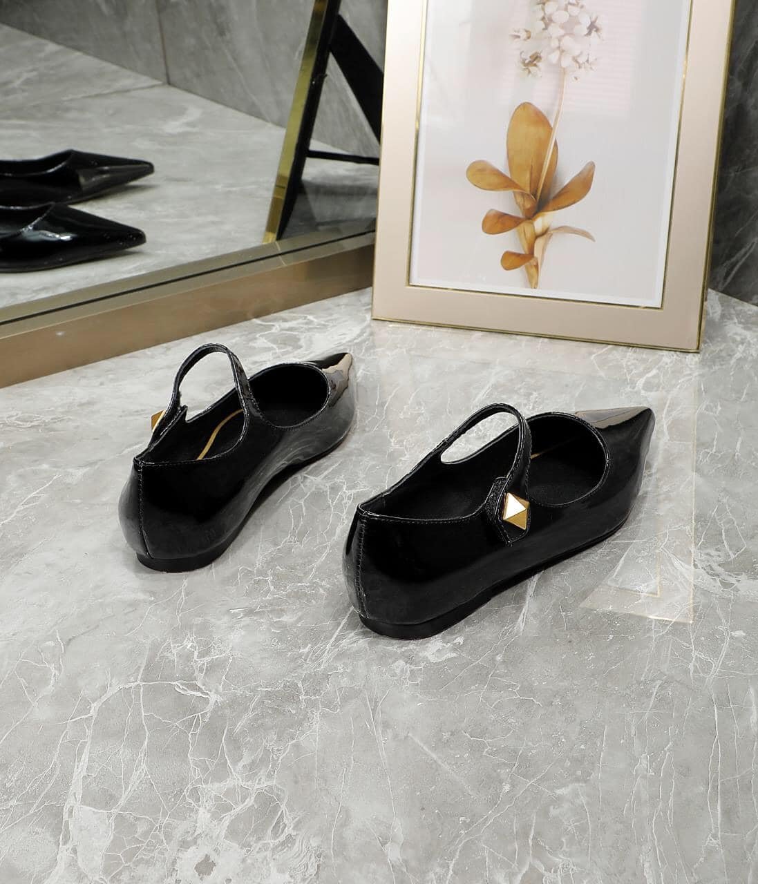 Va1e*ntin0 Garavani Tiptoe Patent Leather Ballet Flats Black 2W2S0Gc3Eru0No