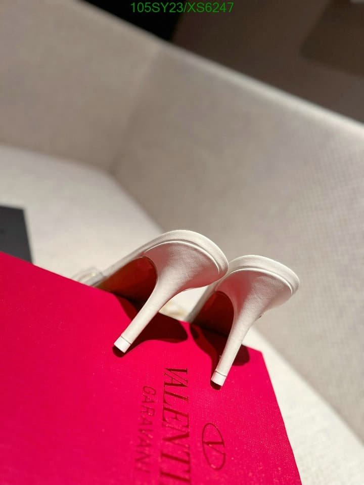 Va1e*ntin0 Vlogo 80 Vinyl Leather Mule In White