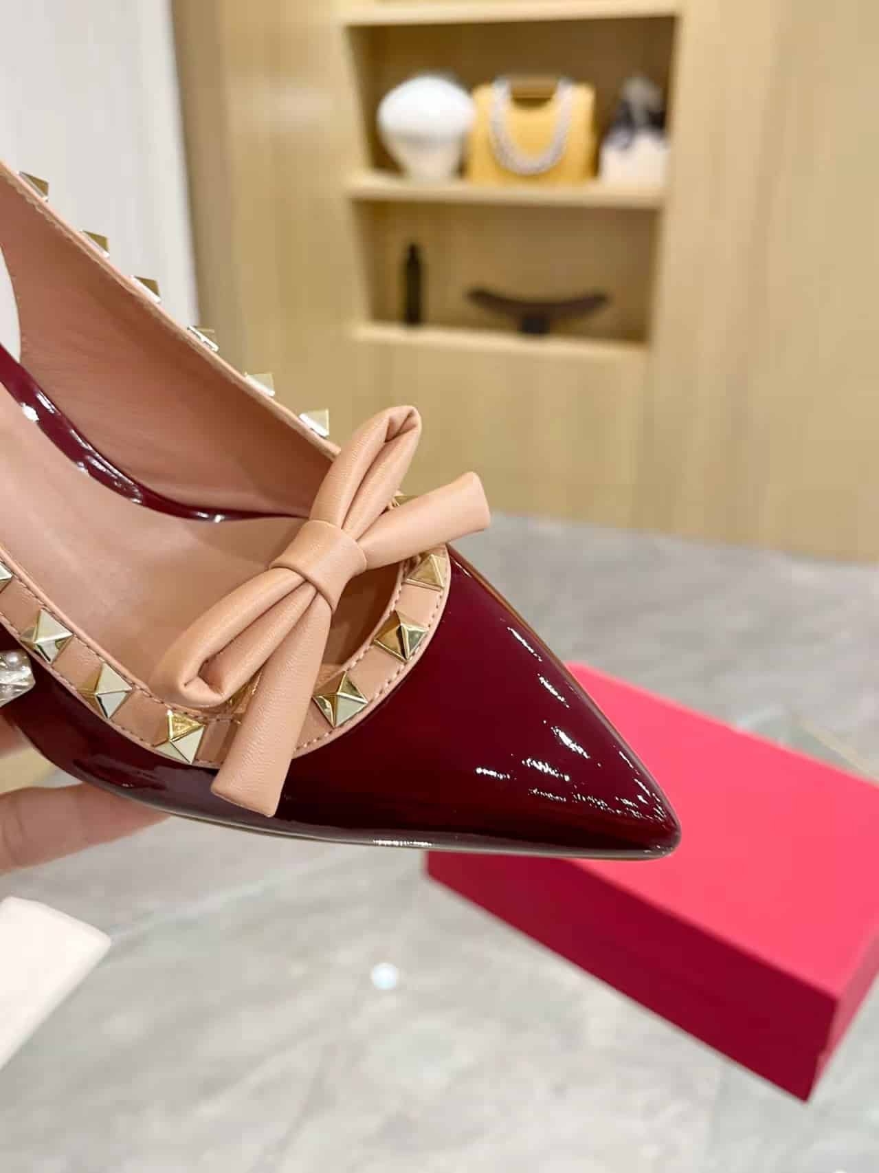 Va1e*ntin0 Rockstud Bow Slingback Pump In Patent Leather With Matching Studs Red