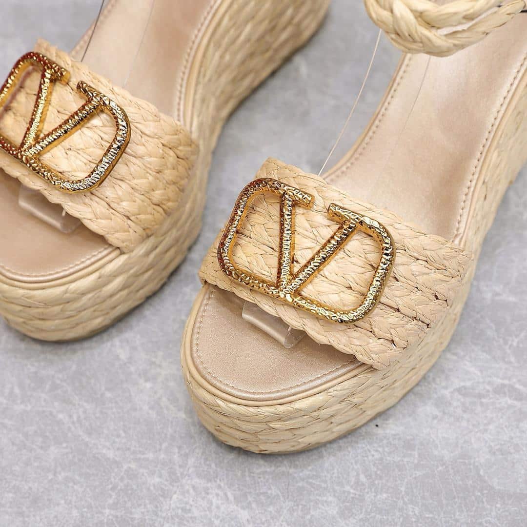 Va1e*ntin0 Garavani Vlogo Raffia Platform Wedge Sandals Natural