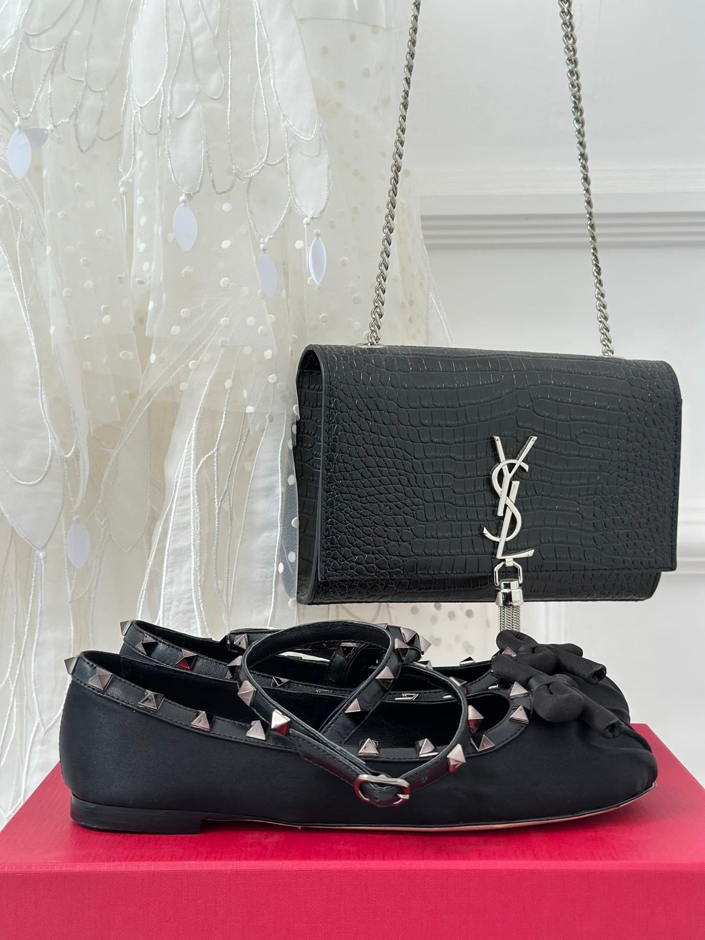 Va1e*ntin0 Garavani Rockstud Satin Ballerinas With Tone On Tone Studs Black 3W2S0Hb6Eql 0No