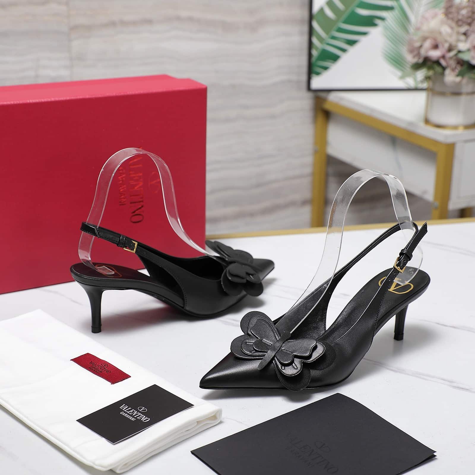 Va1e*ntin0 Garavani Papier Phalène Slingback Pumps Black