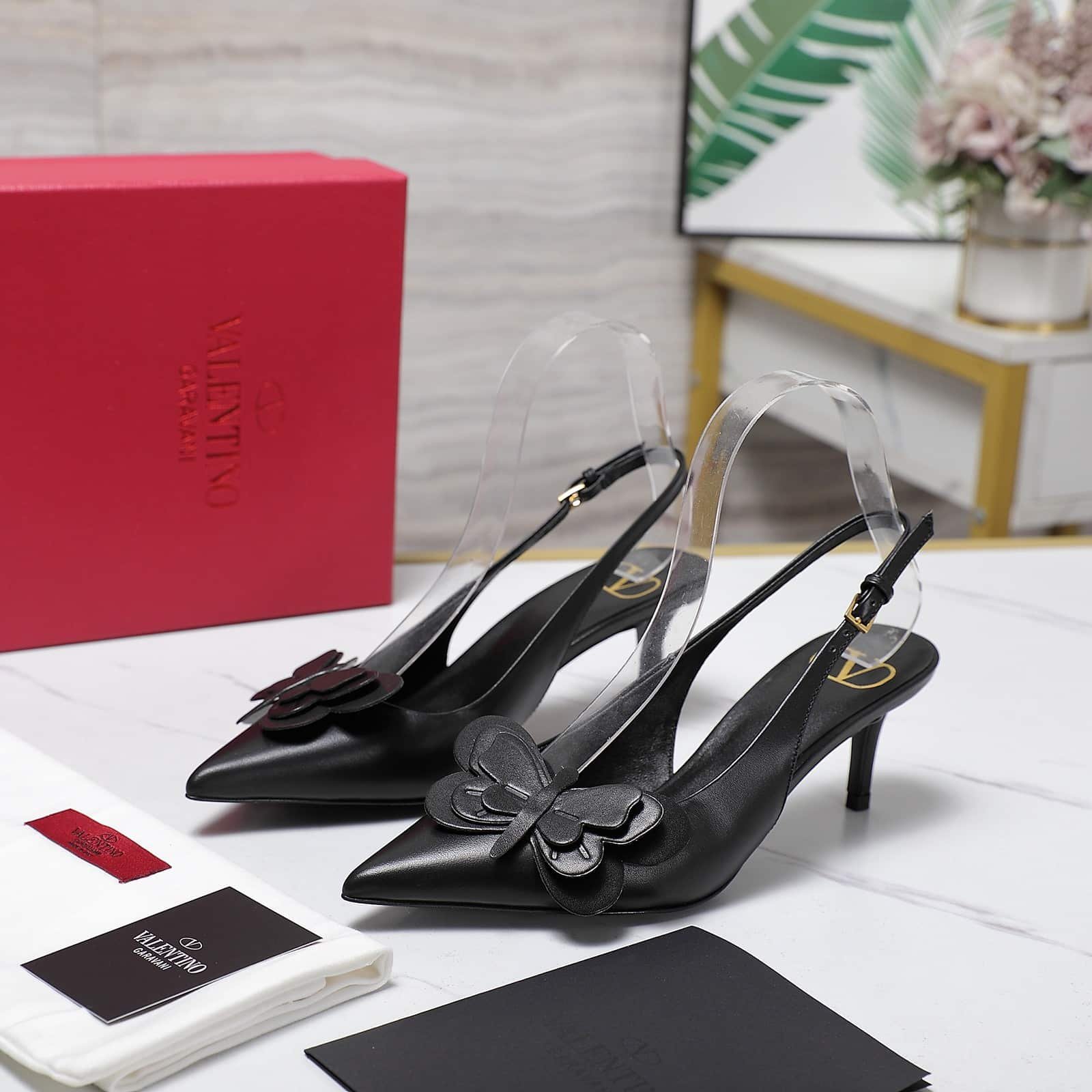 Va1e*ntin0 Garavani Papier Phalène Slingback Pumps Black