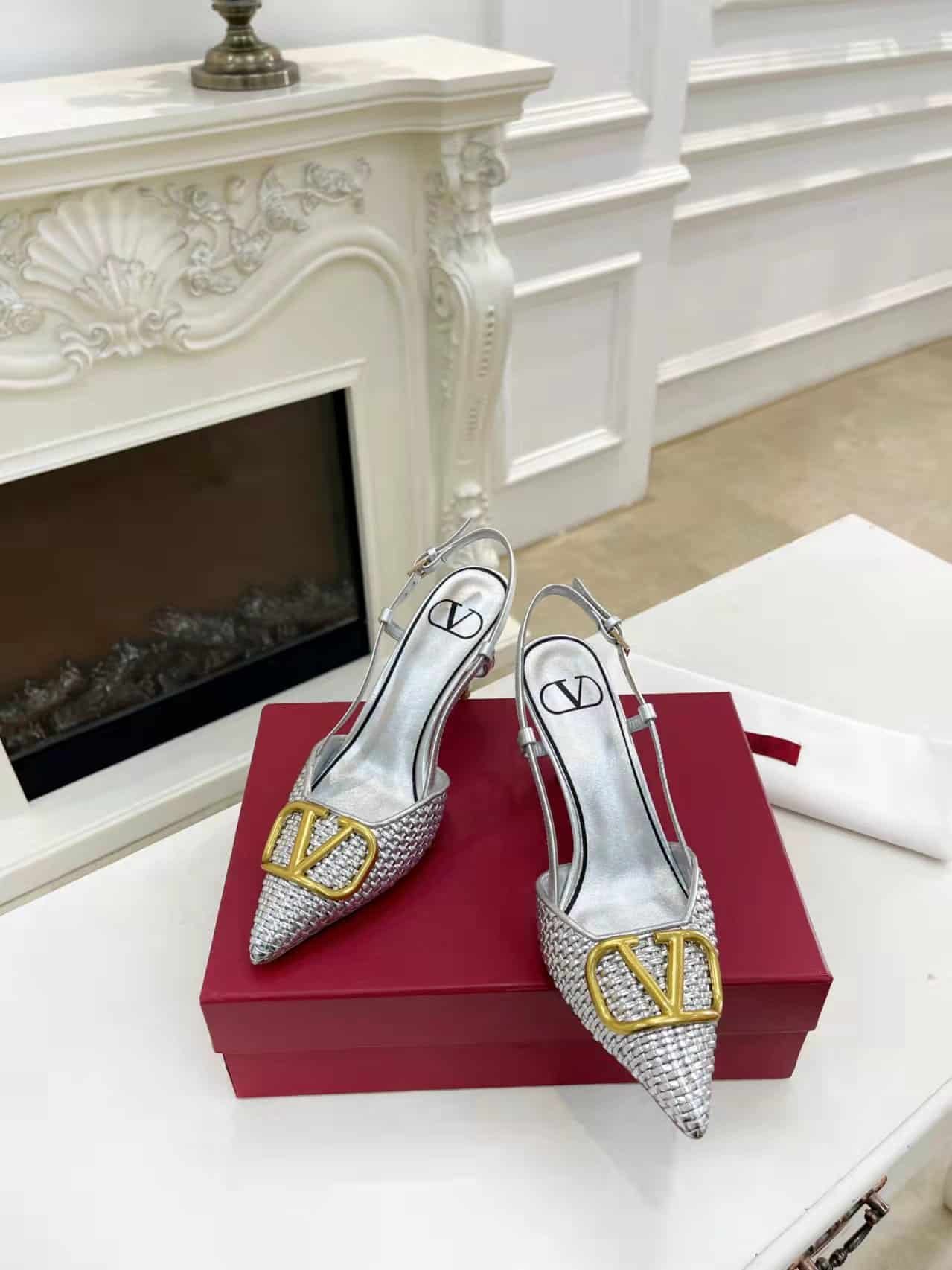 Va1e*ntin0 Garavani Vlogo Woven Leather Slingback Pumps Silver