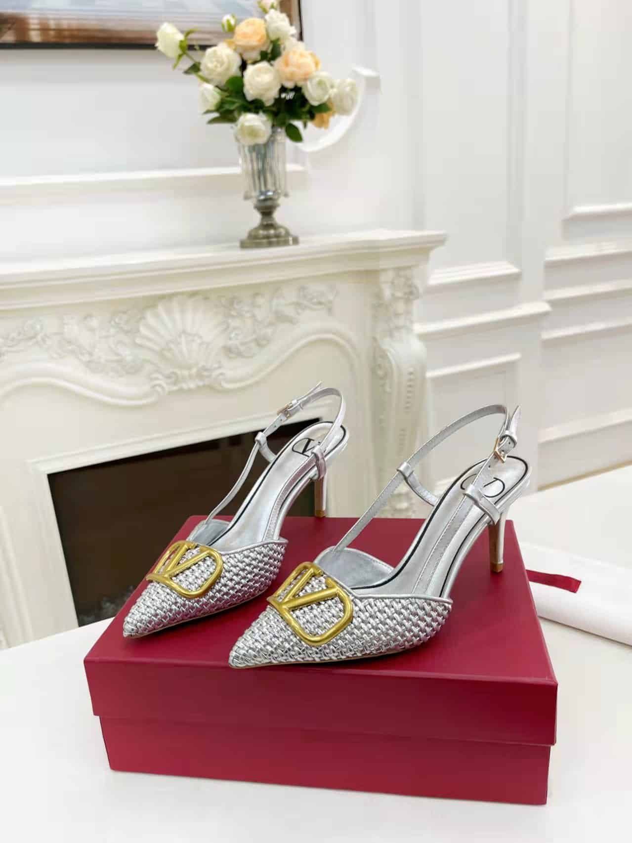 Va1e*ntin0 Garavani Vlogo Woven Leather Slingback Pumps Silver
