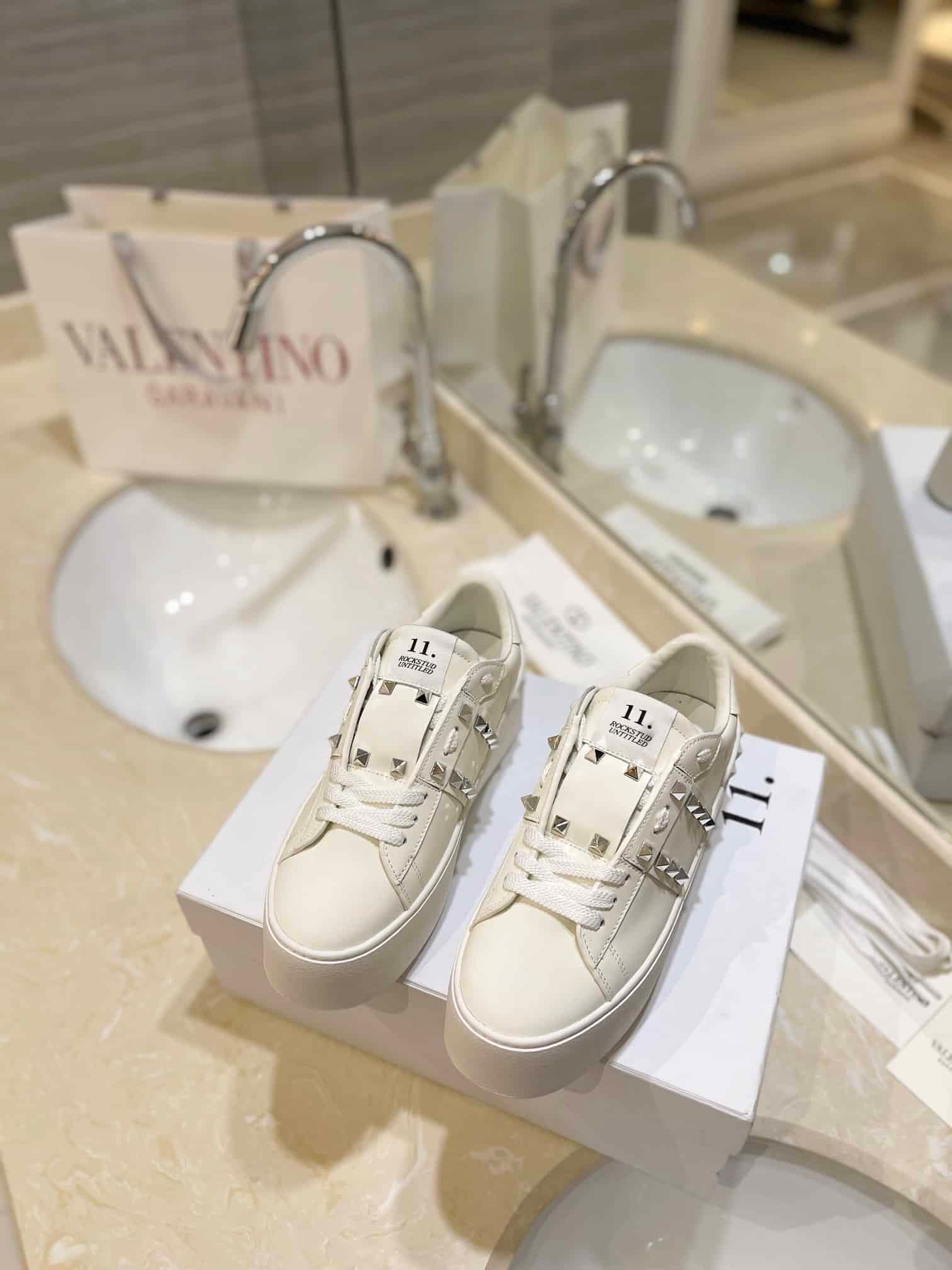 Va1e*ntin0 Garavani Flatform Rockstud Untitled Sneaker In Calfskin White 4W2S0Gg8Bhs 0Bo