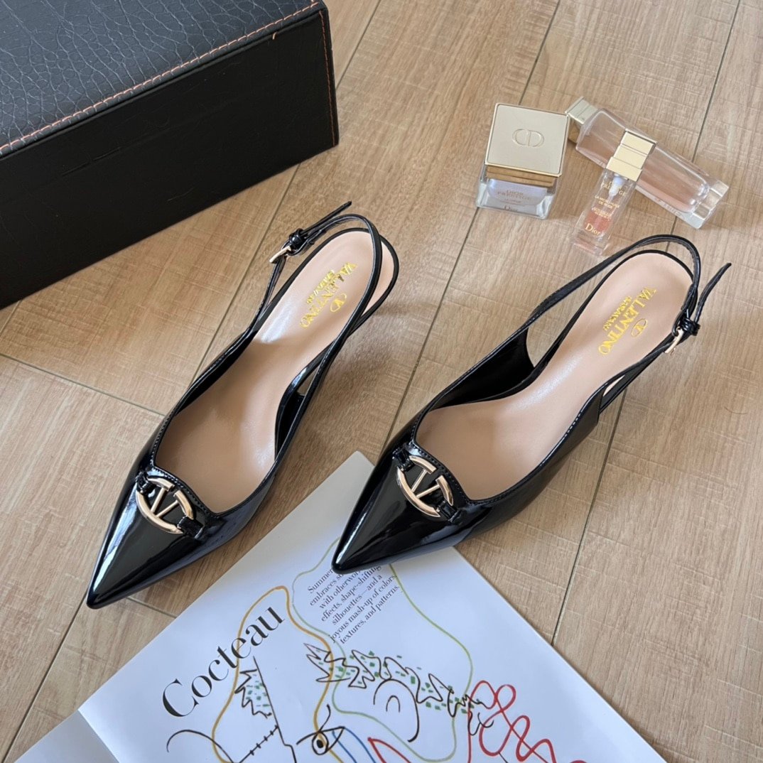 Va1e*ntin0 Vlogo Shiny Leather Leather Heels In Black