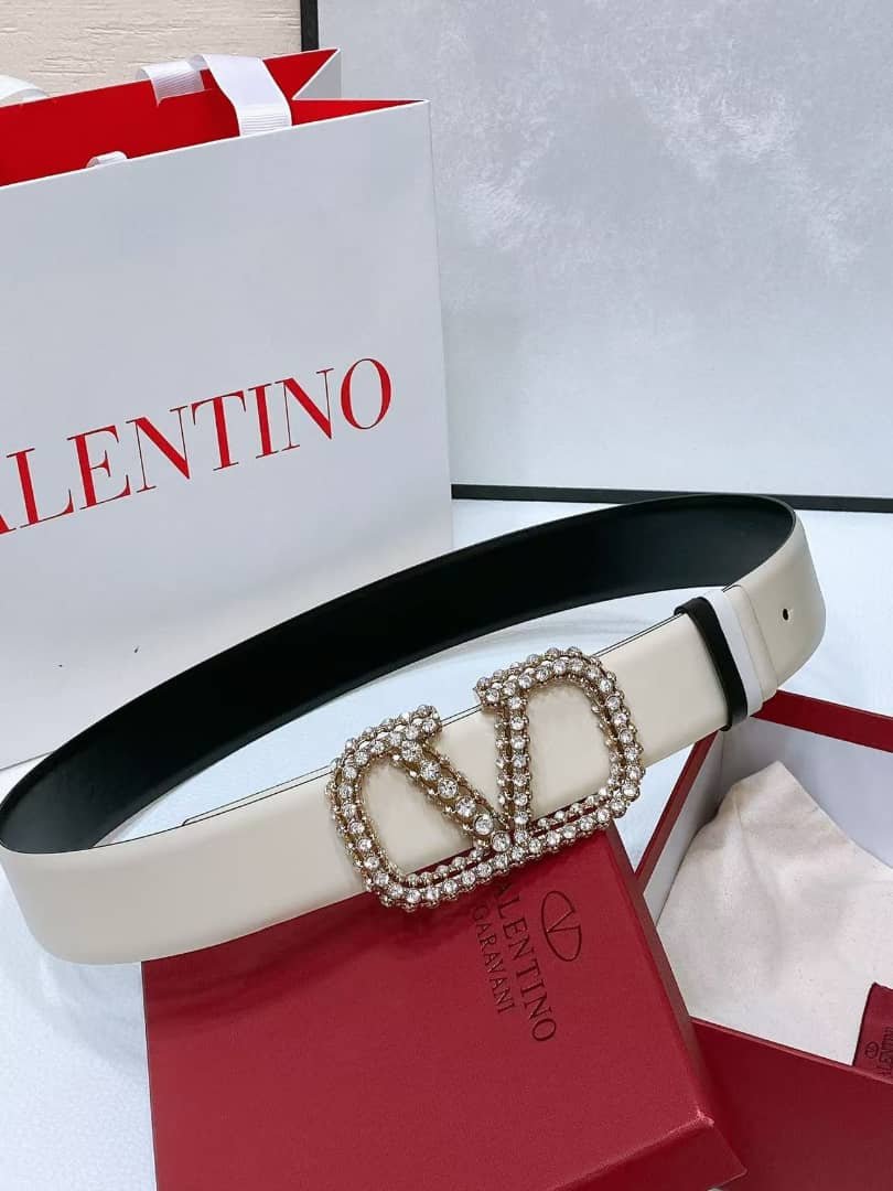 Va1e*ntin0 Garavani Reversible Belt With Signature Vlogo White