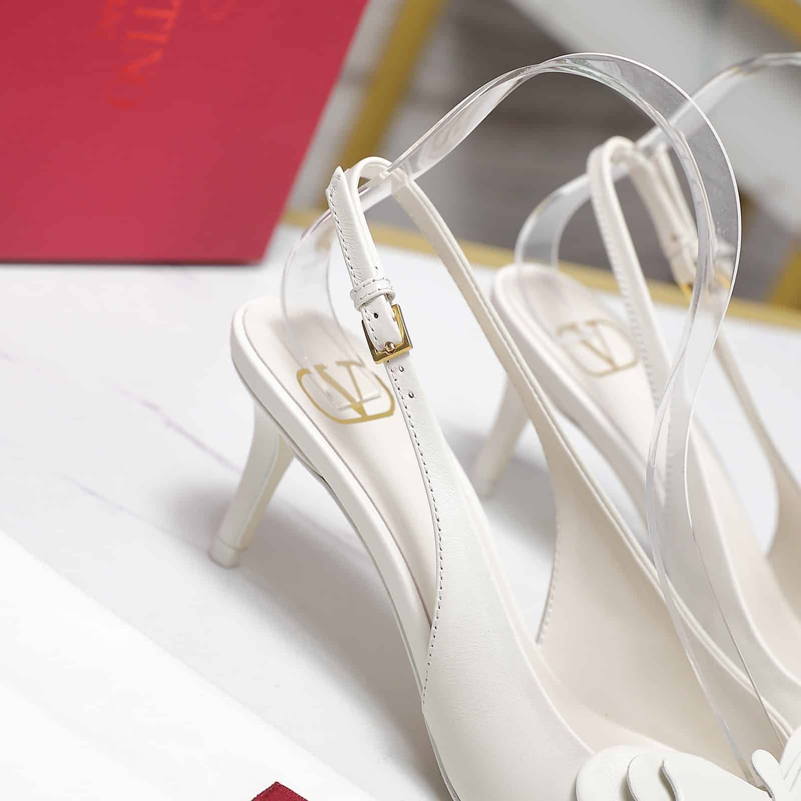 Va1e*ntin0 Garavani Papier Phalène Slingback Pumps White