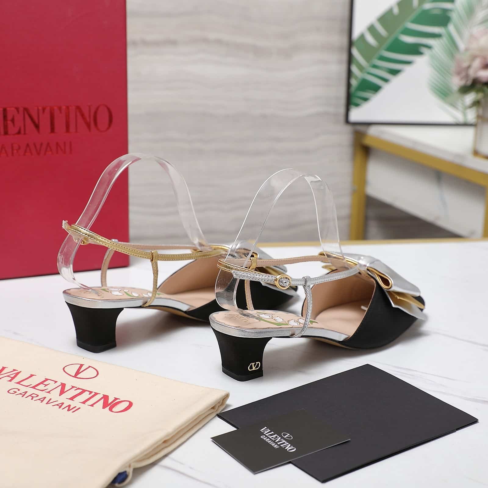 Va1e*ntin0 Bowow Slingback Pumps Black 6W2S0Lb6Qlj R1V