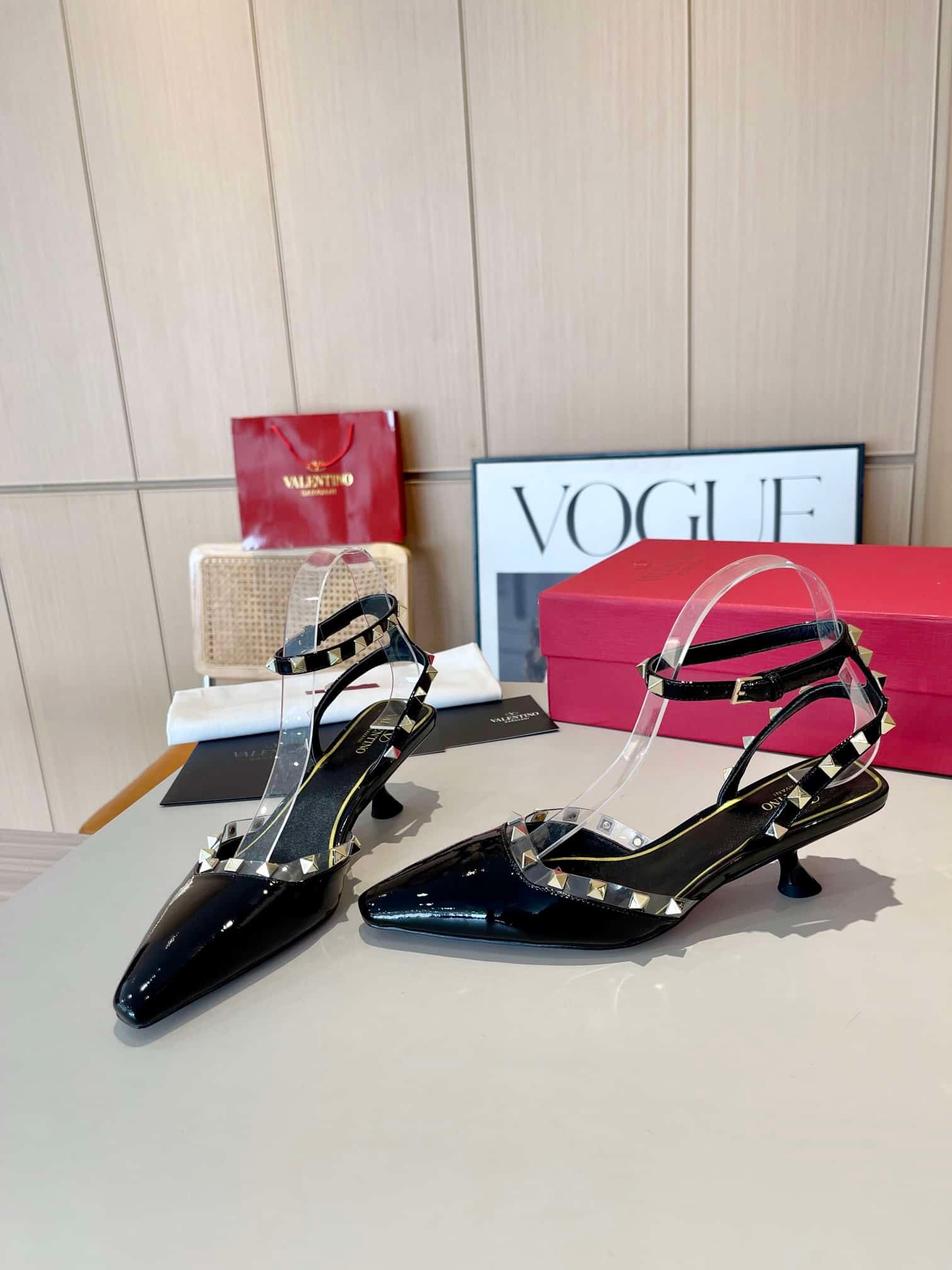 Va1e*ntin0 Garavani Rockstud Couture Pumps Black