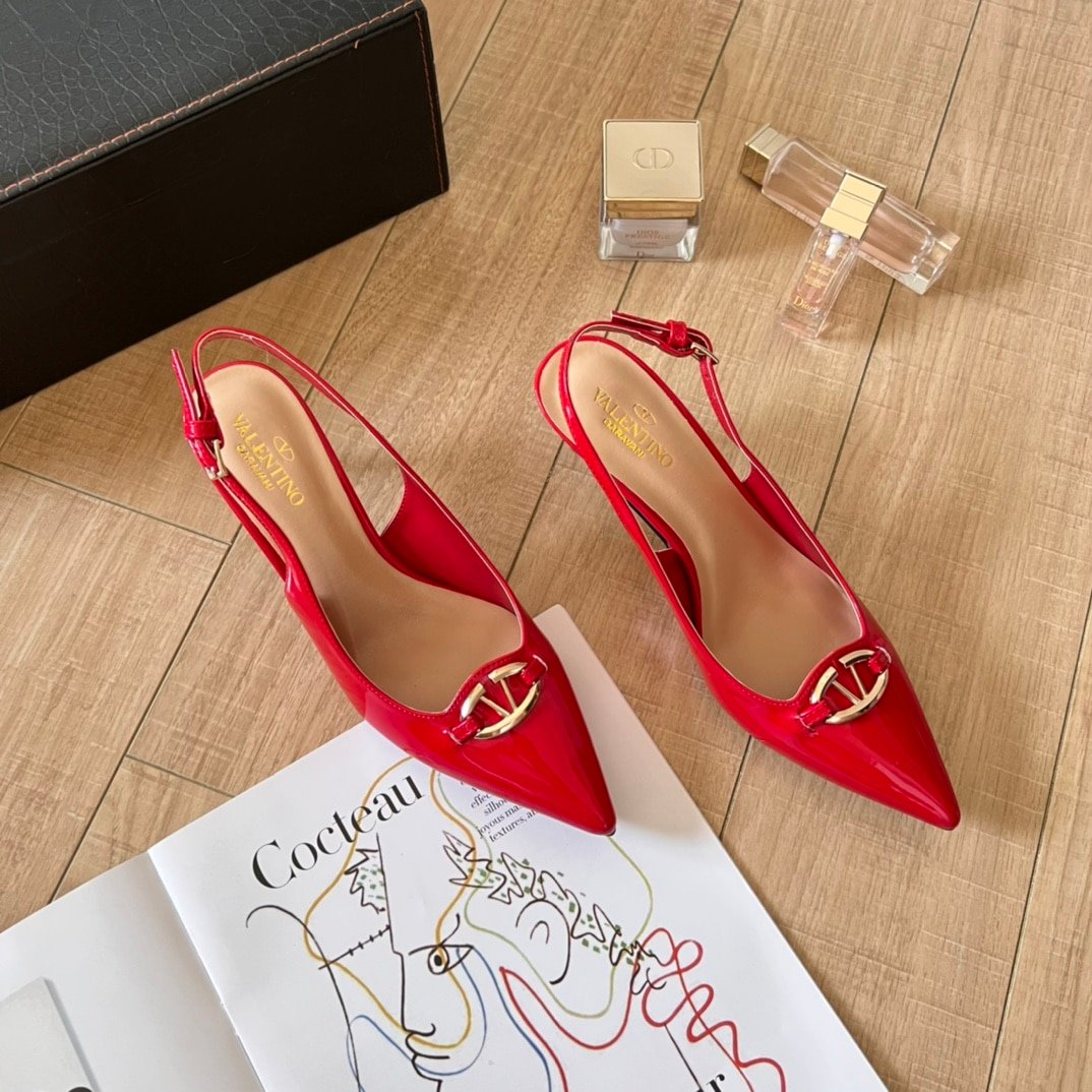 Va1e*ntin0 Vlogo Shiny Leather Leather Heels In Red