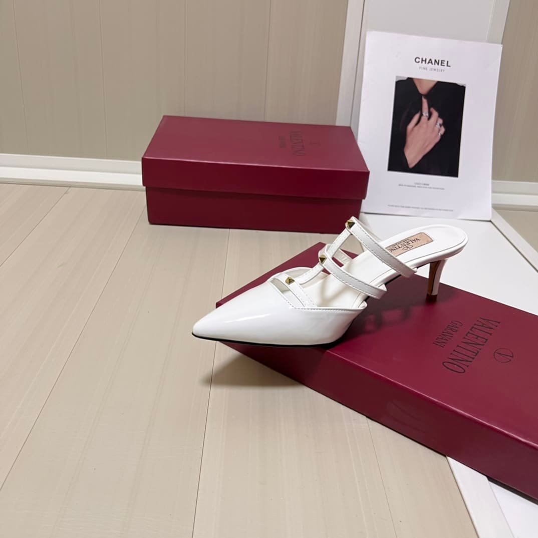 Va1e*ntin0 Garavani Rockstud Wispy Mule In Calfskin White 4W0S0Jb1Act 098