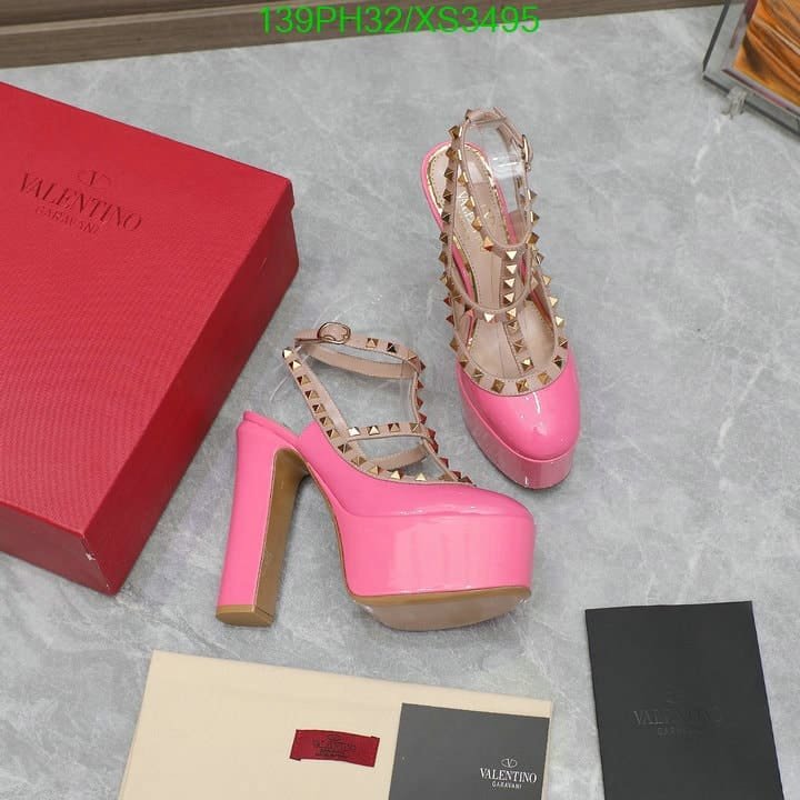 Va1e*ntin0 Rockstud Platform Pump In Patent Leather Pink