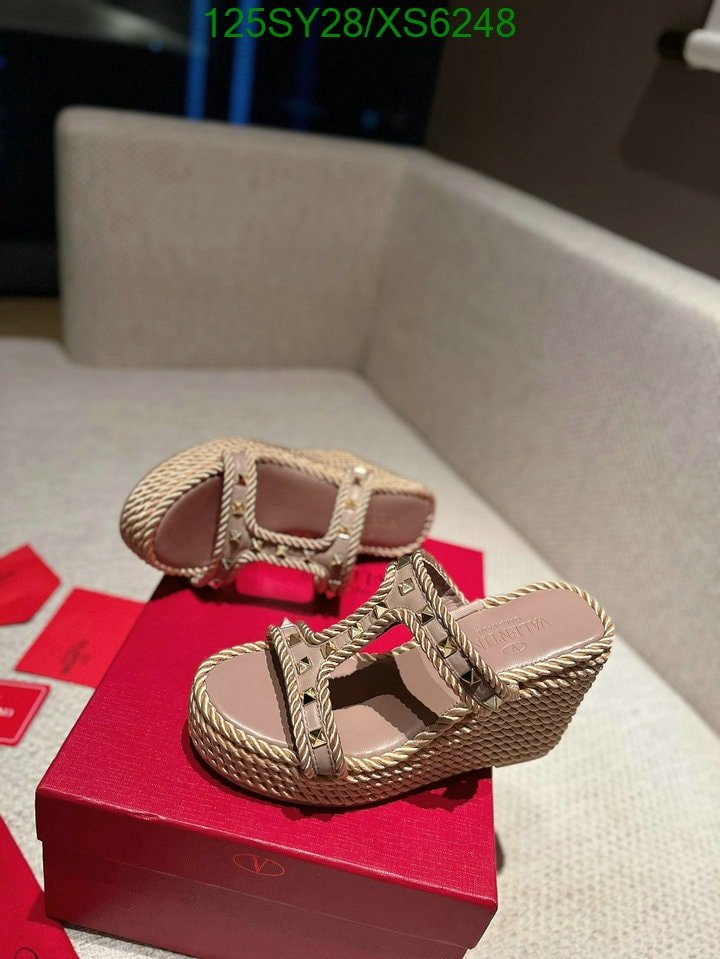Va1e*ntin0 Garavani Rockstud Leather Wedge Sandals Beige