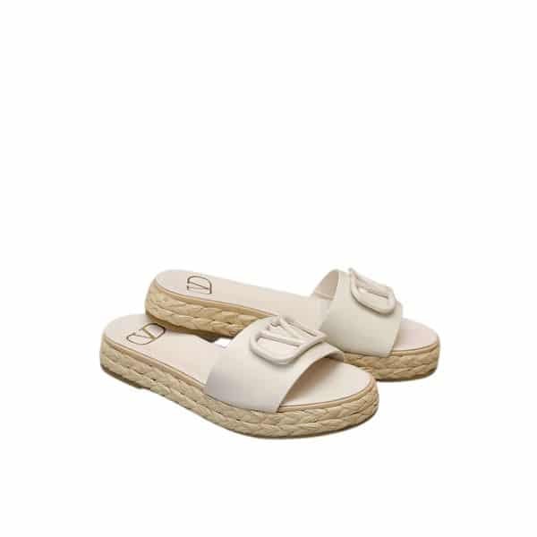 Va1e*ntin0 Garavani Vlogo Signature Slide Sandals White