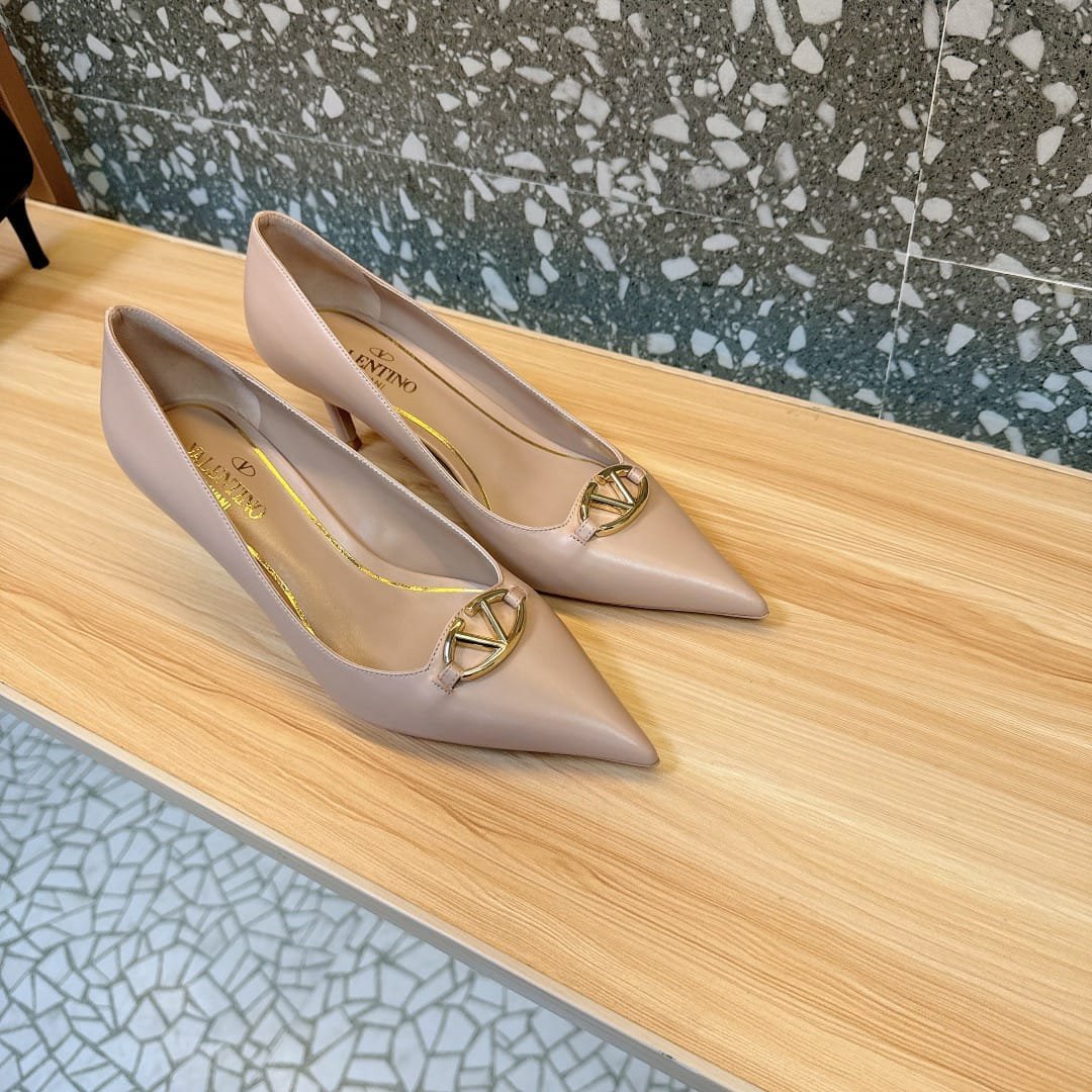 Va1e*ntin0 Garavani Vlogo Patent Leather Slingback Pump Pink