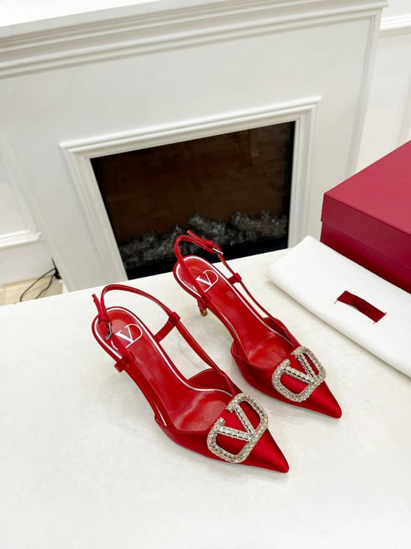 Va1e*ntin0 Garavani Vlogo Signature Patent Slingback Pump Red