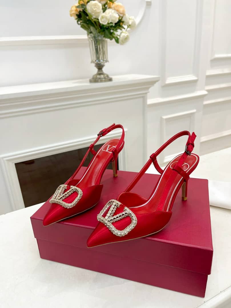Va1e*ntin0 Garavani Vlogo Signature Patent Slingback Pump Red