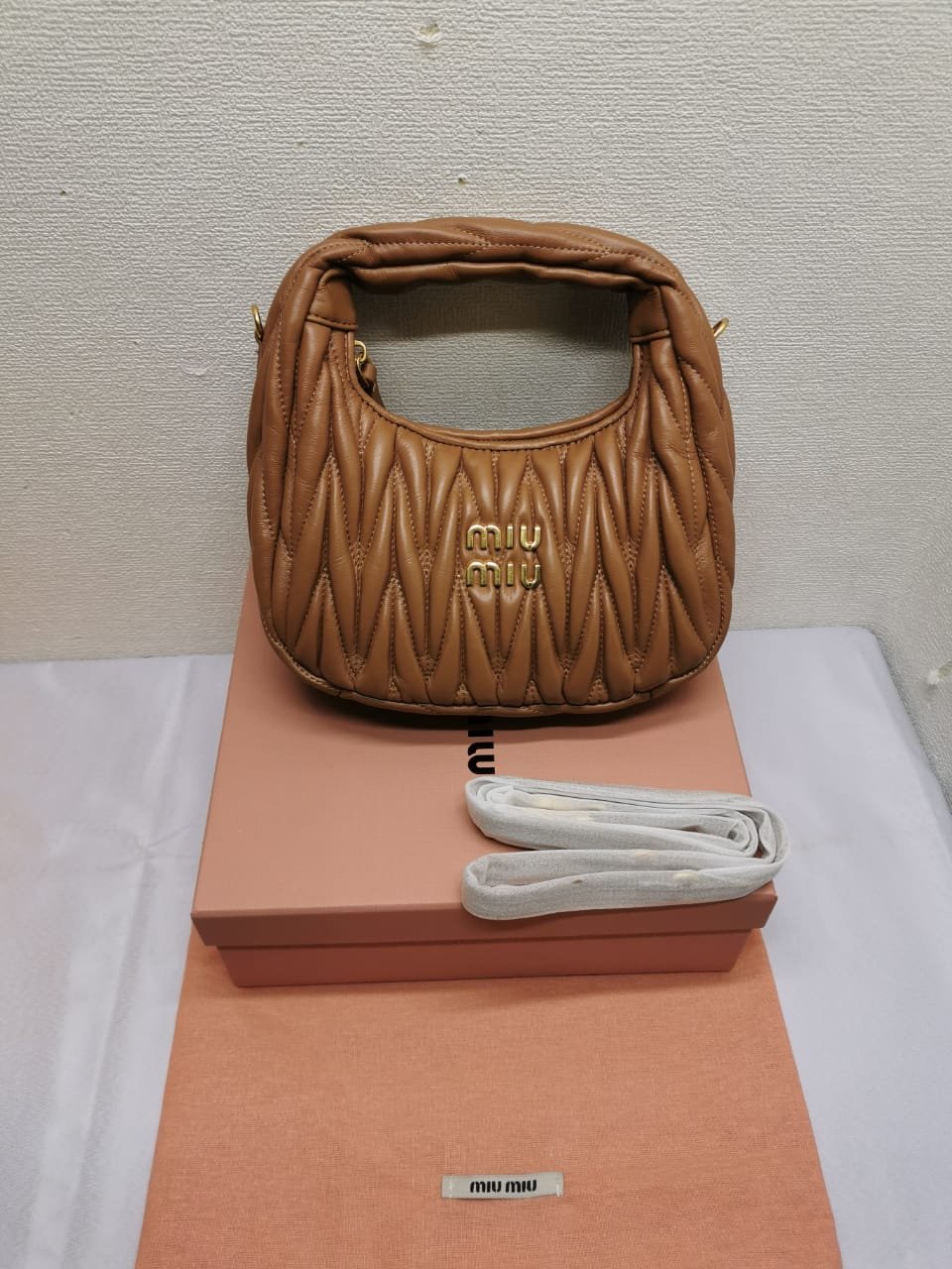 M1um1u Wander Matelassé Nappa Hobo Bag Caramel 23Cm 5Bc125 An88 F098L V Ooy