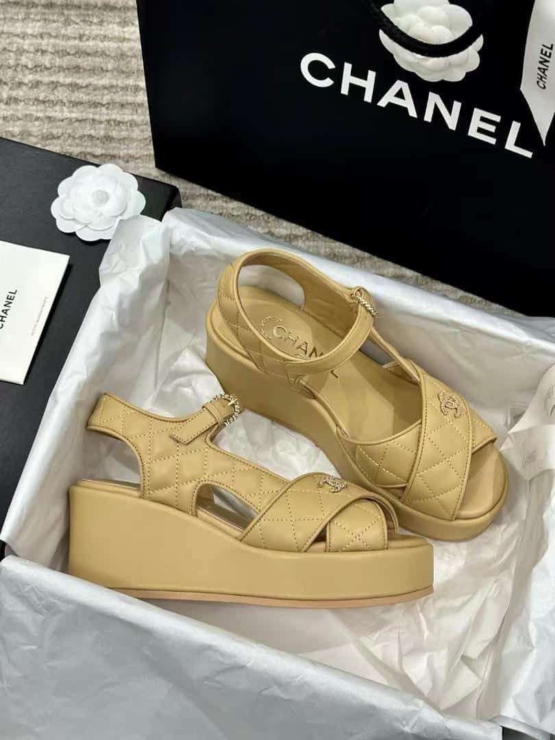 Ch**el Quilted Sandals Beige G39918