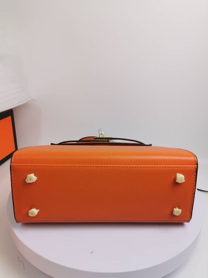 H**me5 Kelly Orange Sellier Rouge Epsom Gold Hardware 25Cm