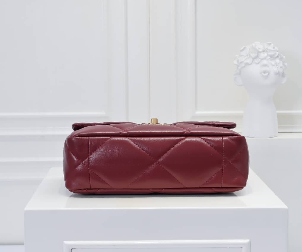 Ch**el 19 Flap Bag Shiny Crumpled Burgundy 22Cm