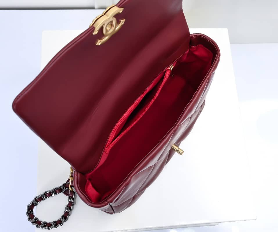 Ch**el 19 Flap Bag Shiny Crumpled Burgundy 22Cm