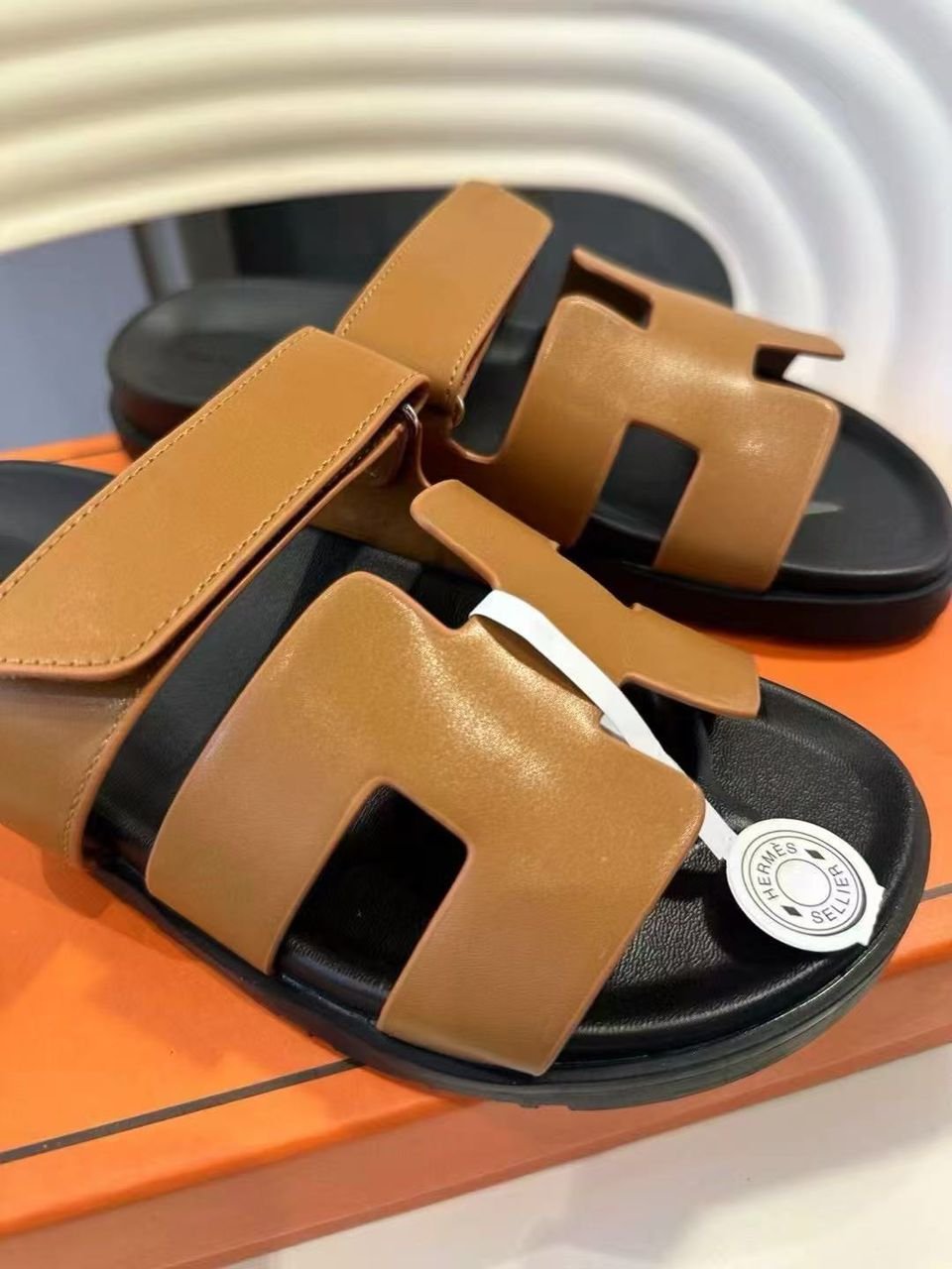 H**me5 Ankara Sandal Brown