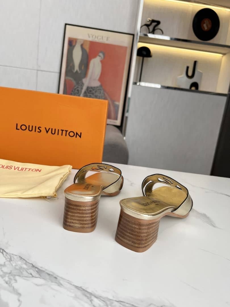 L0vis Vvtt0n Lv Isola Mule Gold