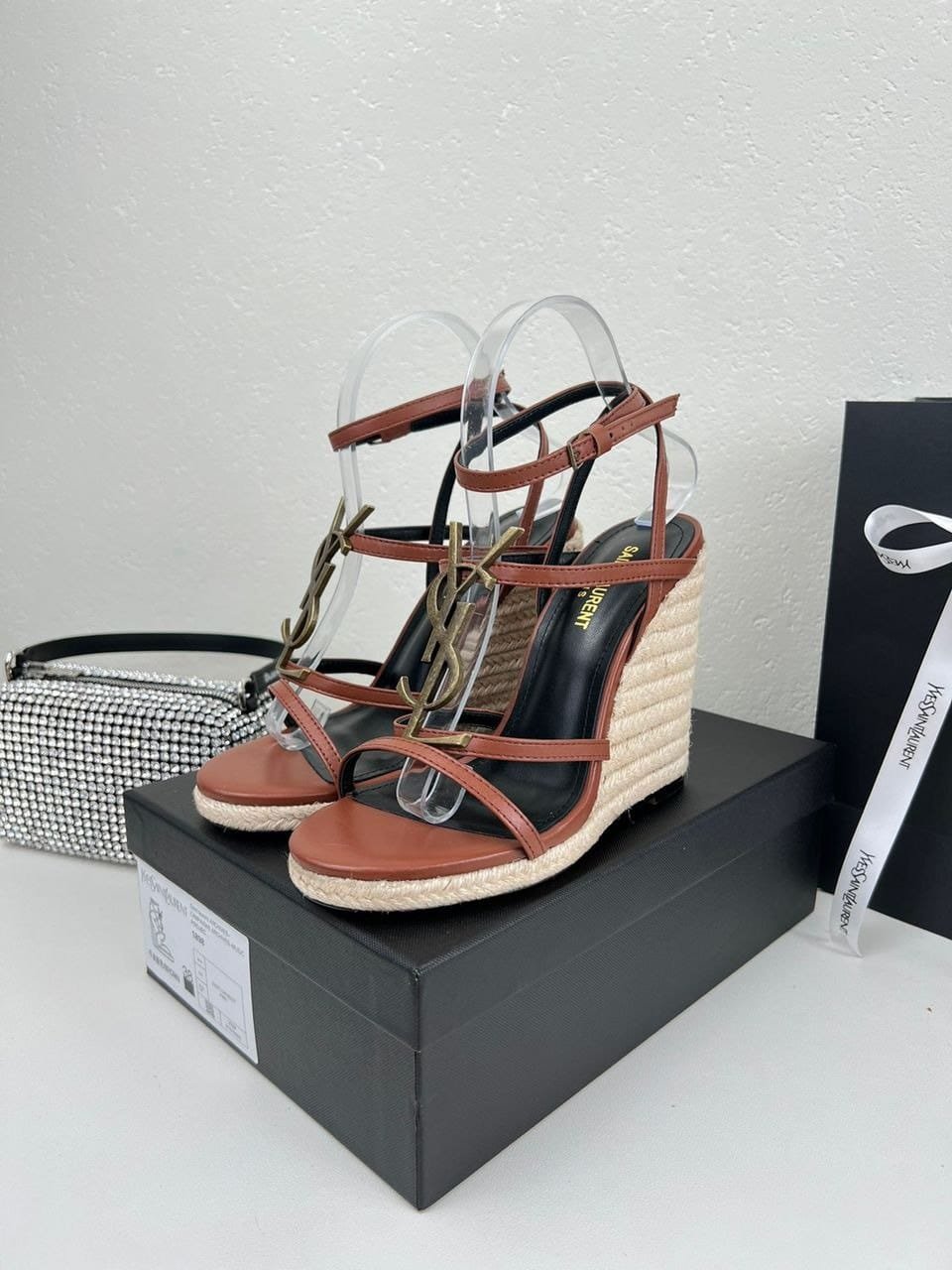 Sa1nt Lau*nt Cassandra 115 Leather And Raffia Wedge Brown Sandals
